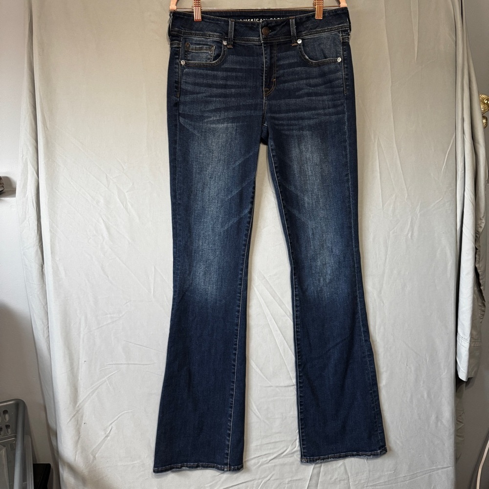 American Eagle Womens Super Stretch Flare Jeans Size 10 Tall Normcore Everyday